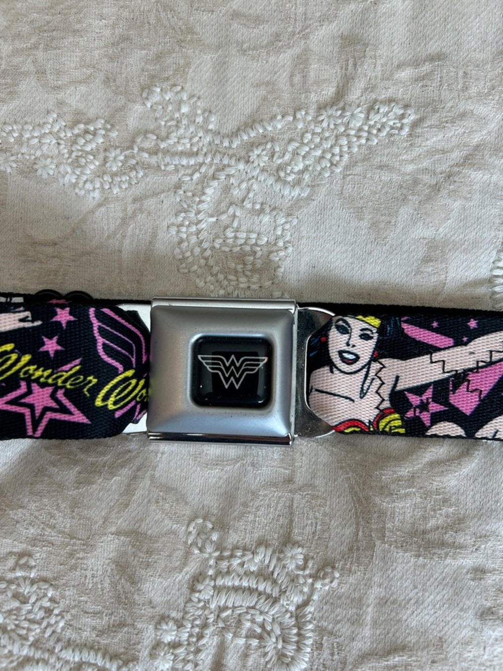 DC Comics Wonder Woman Black & Pink Graphic Buckle Belt